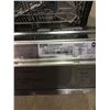 Image 3 : Samsung S.S Dishwasher - Model: DW80M3021US