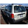 Image 4 : FORD ESCAPE 2004 T-DONATION