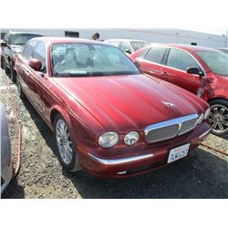 JAGUAR XJ8 2006 SALV/T