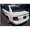 Image 4 : AUDI A4 2001 APP  DUP/T-DON