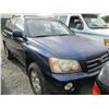 Image 2 : TOYOTA HIGHLANDER 2001 T