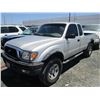 Image 1 : TOYOTA TACOMA 2002 SALV T/DONATION