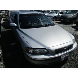 VOLVO V70 2001 T-DONATION