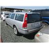 Image 4 : VOLVO V70 2001 T-DONATION