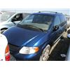 Image 2 : DODGE GRAND CARAVAN 2002 SALV T/DONATION