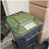 Image 2 : GREEN LIDDED WASTE BIN