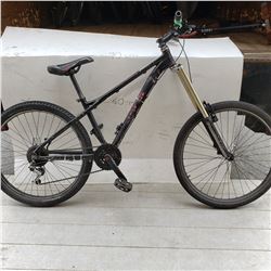 BLACK NO NAME BIKE