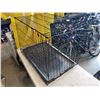Image 1 : MEDIUM SIZED FOLDING DOG KENNEL