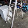 Image 2 : 6FT ALUMINUM STEP LADDER