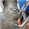 Image 3 : HUSQVARNA 125R GAS WEED EATER