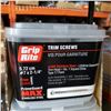 Image 2 : 4 TUBS OF 2-1/4 INCH TRIM SCREWS