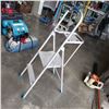 Image 1 : 2 STEP PAINTERS LADDER