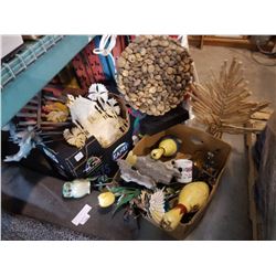 2 BOXES OF GARDEN DECOR