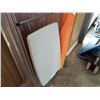 Image 3 : SMALL PLASTIC FOLDING TABLE