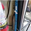 Image 2 : WRECKING BAR AND LEVEL