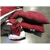 Image 3 : KINGSIZE DUVET AND THROW PILLOWS