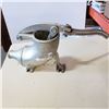 Image 1 : VINTAGE METAL APPLE PRESS