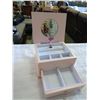 Image 3 : 2 MUSICAL JEWELLERY BOXES