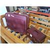 Image 1 : VINTAGE SUITCASE AND VANITY CASE