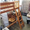 Image 2 : PINE LOFT BED W/ LADDER