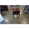 Image 1 : QUEEN ANNE STYLE SIDE TABLE