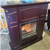 Image 1 : FIRE PLACE W/ MANTLE