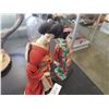 Image 2 : 2 ASIAN FIGURES
