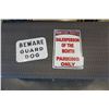 Image 1 : 2 METAL SIGNS