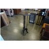 Image 2 : VINTAGE 4 FOOT WALNUT PLANTSTAND