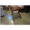 Image 2 : DROP LEAF VINTAGE DINING TABLE