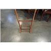 Image 2 : WAJICO BUTLERS RACK