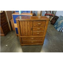 OAK 5 DRAWER DRESSER
