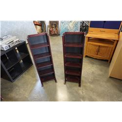 2 FOLDING SHELFS
