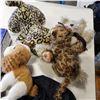 Image 2 : NEW DISNEY STORAY TELLING SET AND STUFFIES