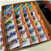 Image 2 : 2 TRAYS HOT WHACKS CARS