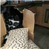 Image 2 : SUPPORT PILLOWS AND THROW PILLOWS