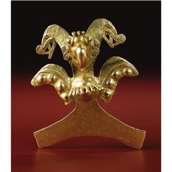 Diquís Delta Gold Bird-form Pendant 