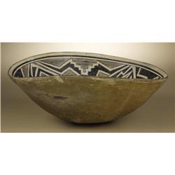 Mimbres Black on White Pottery Bowl 
