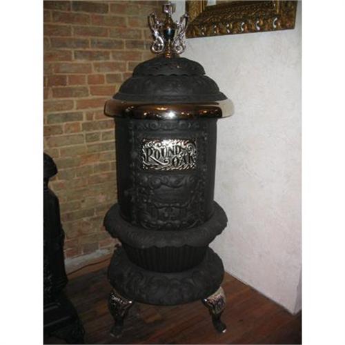 Restored Antique Round Oak Cast Iron Stove 1048777