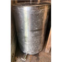 150 LITRE STAINLESS STEEL WATER TANK
