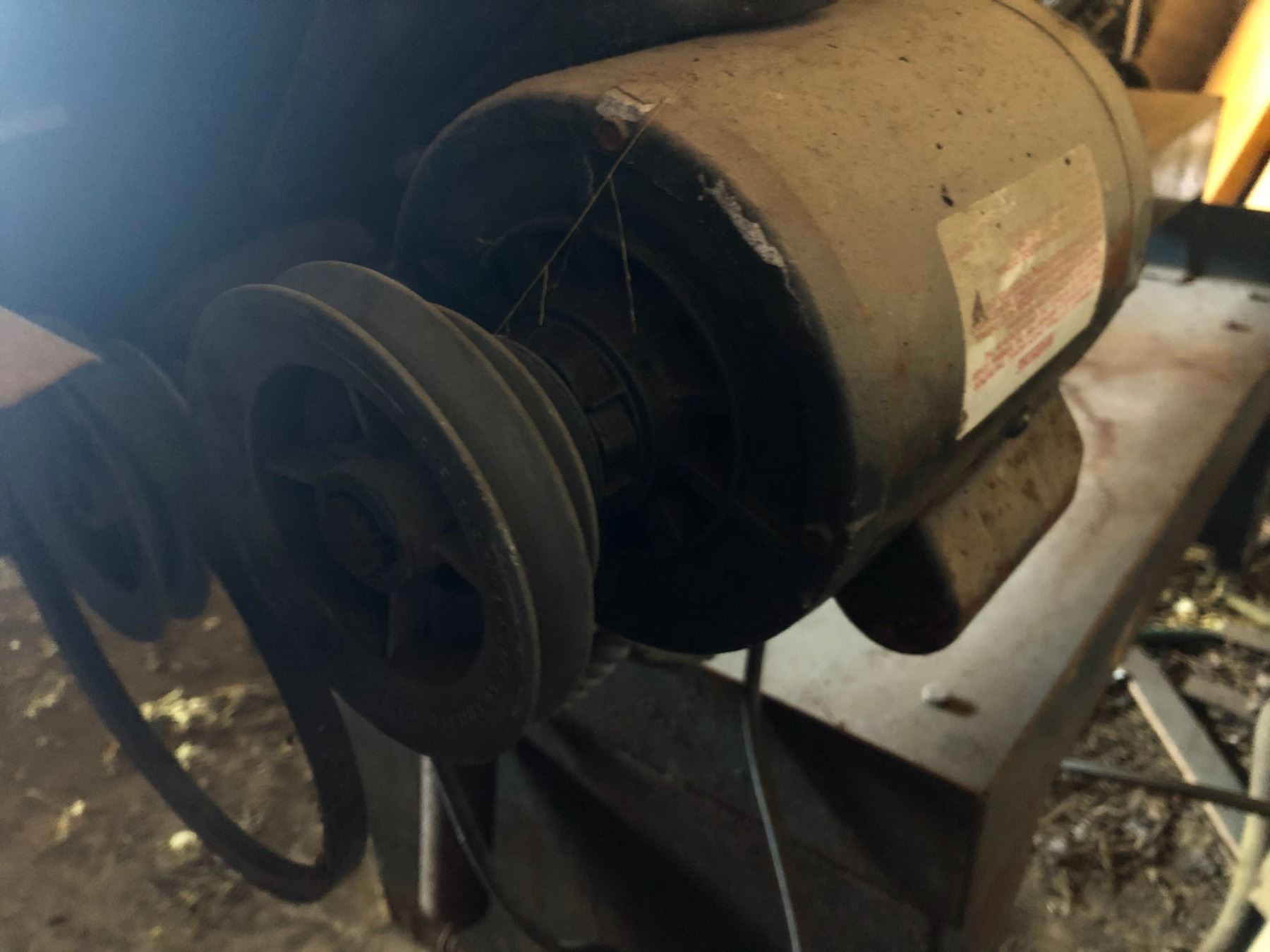 CAROLINA MODEL HV12 INDUSTRIAL METAL BAND SAW