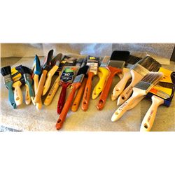 APPROX 23 X NEW PAINT BRUSHES