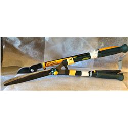 SET OF 2 GARDEN CLIPPERS