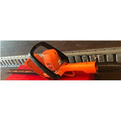 BLACK & DECKER ELEC HEDGE TRIMMER