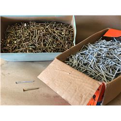 LG QTY OF 2" SCREWS & 2 1/2" NAILS