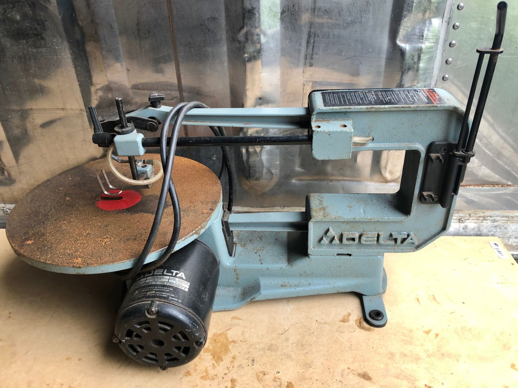 DELTA SCROLL SAW