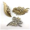 Image 1 : 3 TRIFARI BROOCHES W FAUX PEARLS