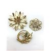 Image 1 : 3 SARAH COVENTRY BROOCHES FLOWER