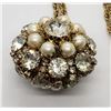 Image 2 : GORGEOUS GOLD TONED NECKALCE WITH LARGE