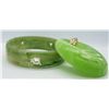 Image 1 : VINTAGE MINT GREEN JEWLERY LOT: (1)BAKELITE